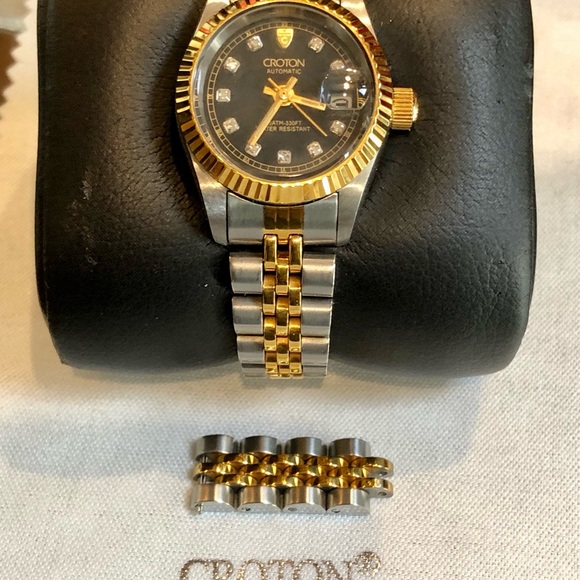 Croton Automatic Diamond Ladies Watch - Picture 2 of 9